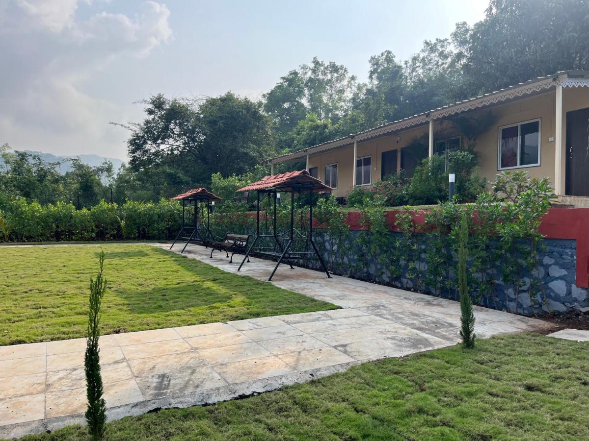 Vrisa Mountain Retreat Hotel Welhe Exterior photo