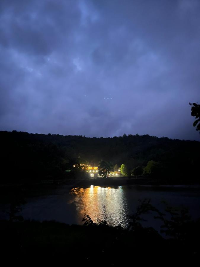 Vrisa Mountain Retreat Hotel Welhe Exterior photo